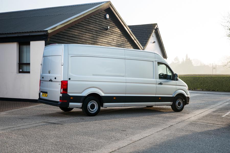  Volkswagen Crafter High Roof Van LWB 2017 года  (UK) (фото 3 из 22)